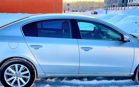 Volkswagen Passat B7, 2011 год, 990 000 рублей, 4 фотография