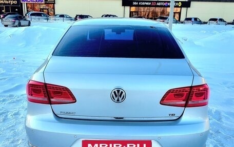Volkswagen Passat B7, 2011 год, 990 000 рублей, 5 фотография