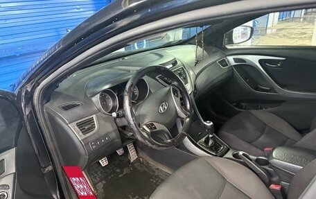 Hyundai Elantra V, 2012 год, 870 000 рублей, 10 фотография
