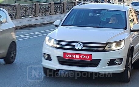 Volkswagen Tiguan I, 2013 год, 2 300 000 рублей, 3 фотография