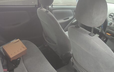 Toyota Yaris I рестайлинг, 1999 год, 280 000 рублей, 6 фотография