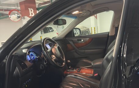 Infiniti QX70, 2016 год, 3 270 000 рублей, 7 фотография