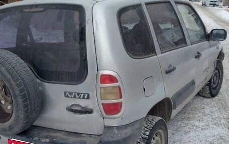 Chevrolet Niva I рестайлинг, 2004 год, 235 000 рублей, 4 фотография