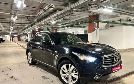 Infiniti QX70, 2016 год, 3 270 000 рублей, 1 фотография