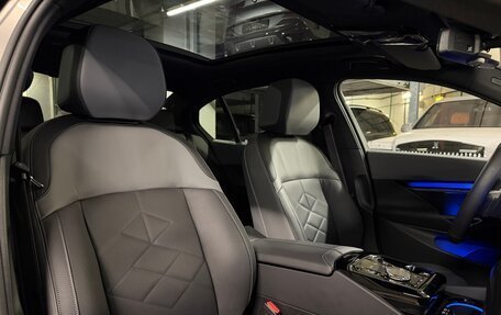 BMW 5 серия, 2025 год, 12 975 000 рублей, 18 фотография