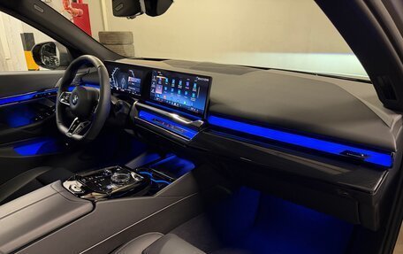 BMW 5 серия, 2025 год, 12 975 000 рублей, 16 фотография