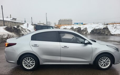 KIA Rio IV, 2019 год, 1 375 000 рублей, 3 фотография