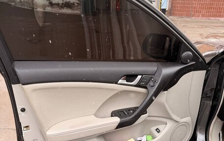 Honda Accord VIII рестайлинг, 2010 год, 1 680 000 рублей, 12 фотография