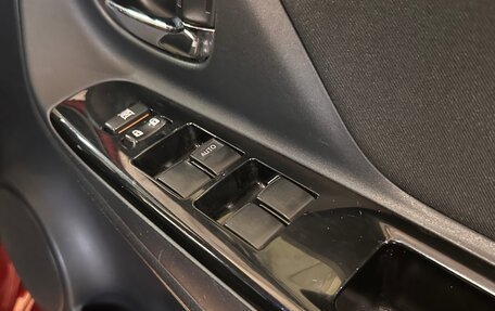 Toyota Vitz, 2017 год, 899 900 рублей, 6 фотография