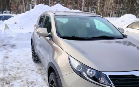 KIA Sportage III, 2010 год, 930 000 рублей, 3 фотография