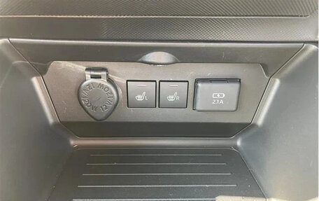 Toyota Raize I, 2023 год, 1 245 000 рублей, 14 фотография