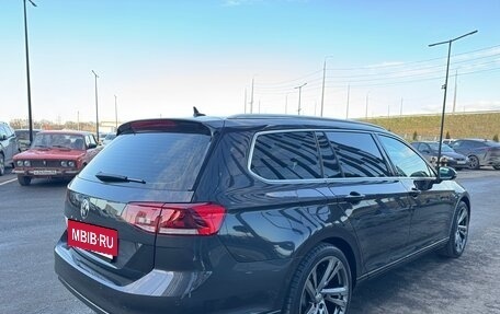 Volkswagen Passat B8 рестайлинг, 2019 год, 1 990 000 рублей, 7 фотография