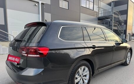 Volkswagen Passat B8 рестайлинг, 2019 год, 1 990 000 рублей, 23 фотография