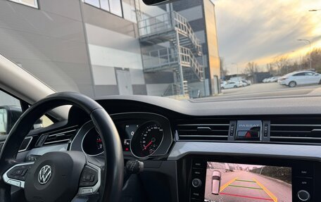Volkswagen Passat B8 рестайлинг, 2019 год, 1 990 000 рублей, 37 фотография