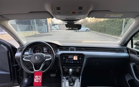 Volkswagen Passat B8 рестайлинг, 2019 год, 1 990 000 рублей, 34 фотография