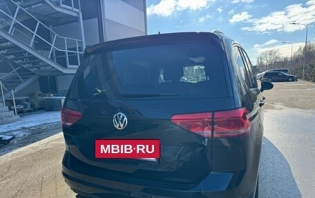 Volkswagen Touran III, 2019 год, 1 990 000 рублей, 7 фотография