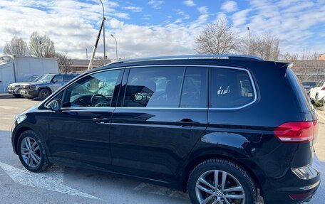 Volkswagen Touran III, 2019 год, 1 990 000 рублей, 19 фотография