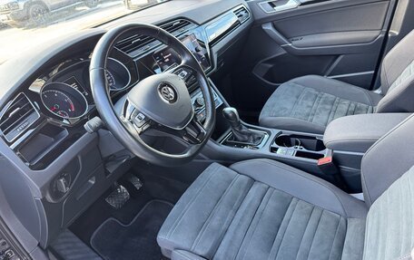 Volkswagen Touran III, 2019 год, 1 990 000 рублей, 23 фотография