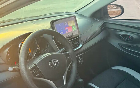 Toyota Yaris XP150 рестайлинг, 2023 год, 1 255 123 рублей, 13 фотография