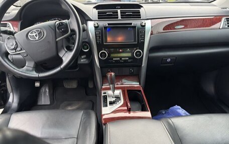 Toyota Camry, 2013 год, 1 350 000 рублей, 4 фотография