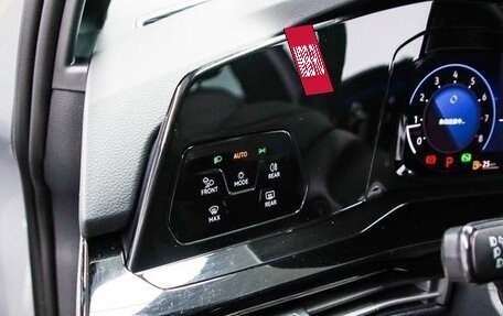 Volkswagen Golf VIII, 2023 год, 1 860 060 рублей, 18 фотография