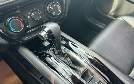 Honda Vezel, 2021 год, 1 246 000 рублей, 9 фотография