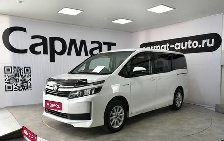 Toyota Voxy III, 2014 год, 1 695 000 рублей, 1 фотография