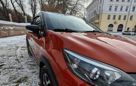 Renault Kaptur I рестайлинг, 2018 год, 1 749 000 рублей, 8 фотография