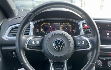 Volkswagen T-Roc I, 2023 год, 1 470 060 рублей, 12 фотография