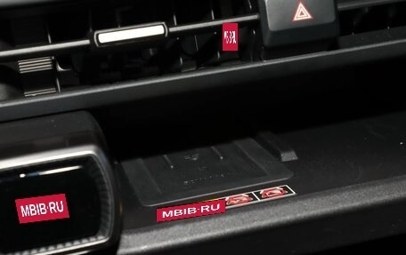 Toyota RAV4, 2025 год, 4 300 000 рублей, 18 фотография