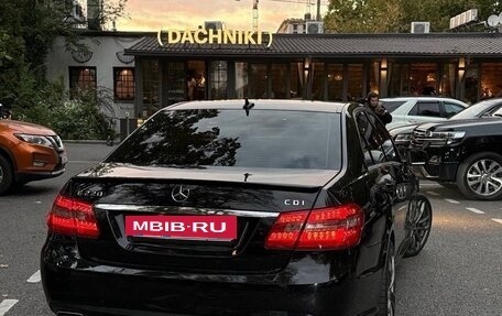 Mercedes-Benz E-Класс, 2009 год, 1 490 000 рублей, 2 фотография