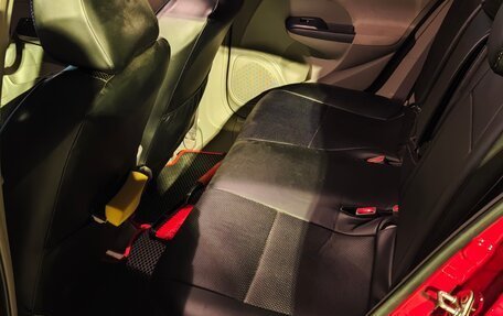 Honda Insight II рестайлинг, 2009 год, 780 000 рублей, 13 фотография