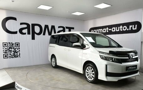Toyota Voxy III, 2014 год, 1 695 000 рублей, 3 фотография