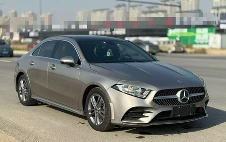 Mercedes-Benz A-Класс, 2022 год, 1 740 000 рублей, 1 фотография