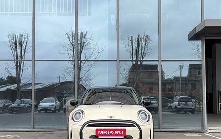 MINI Hatch, 2022 год, 2 167 153 рублей, 2 фотография