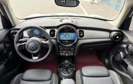 MINI Hatch, 2022 год, 2 167 153 рублей, 9 фотография