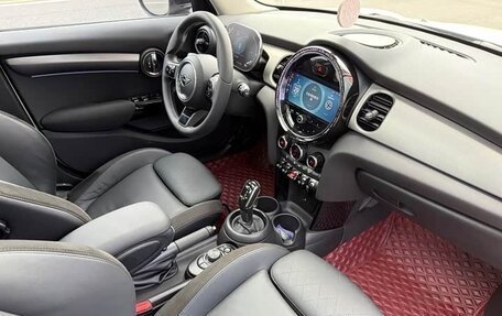 MINI Hatch, 2022 год, 2 167 153 рублей, 13 фотография