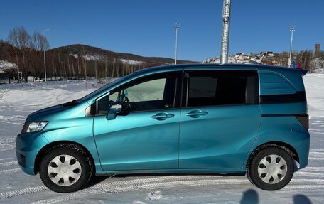 Honda Freed I, 2013 год, 1 310 000 рублей, 14 фотография