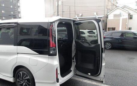 Honda Stepwgn IV, 2022 год, 2 129 000 рублей, 5 фотография