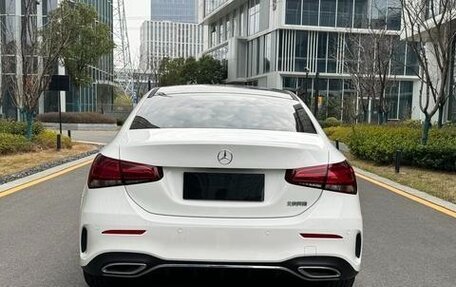 Mercedes-Benz A-Класс, 2022 год, 1 670 000 рублей, 5 фотография