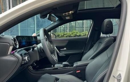 Mercedes-Benz A-Класс, 2022 год, 1 670 000 рублей, 7 фотография