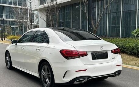 Mercedes-Benz A-Класс, 2022 год, 1 670 000 рублей, 4 фотография