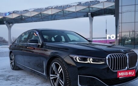 BMW 7 серия, 2019 год, 5 700 000 рублей, 14 фотография