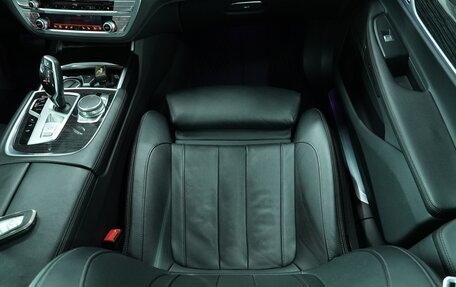 BMW 7 серия, 2019 год, 5 700 000 рублей, 38 фотография