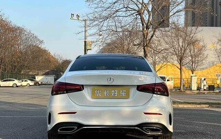 Mercedes-Benz A-Класс, 2022 год, 1 680 000 рублей, 5 фотография