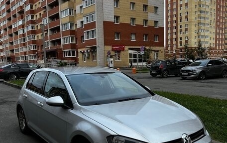 Volkswagen Golf VII, 2013 год, 900 000 рублей, 1 фотография