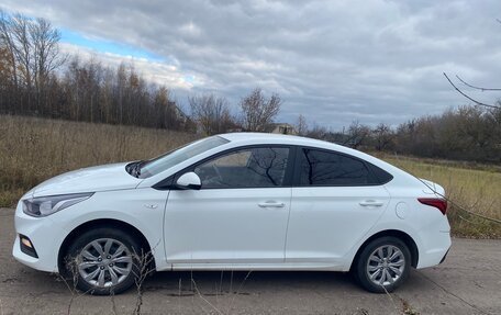 Hyundai Solaris II рестайлинг, 2019 год, 1 130 000 рублей, 4 фотография