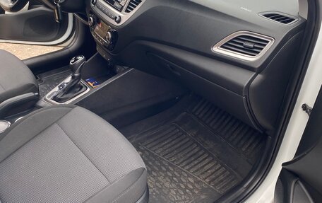 Hyundai Solaris II рестайлинг, 2019 год, 1 130 000 рублей, 7 фотография