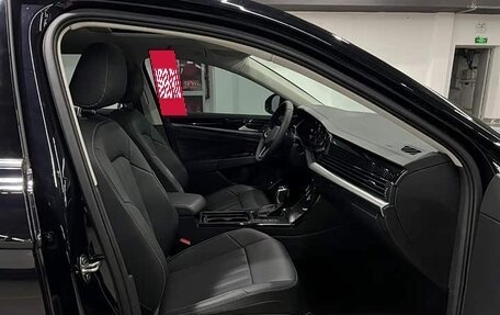 Volkswagen Passat B8 рестайлинг, 2023 год, 2 170 000 рублей, 12 фотография