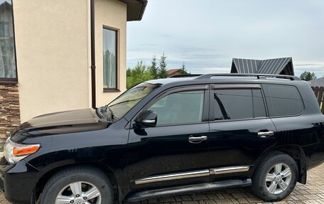 Toyota Land Cruiser 200, 2012 год, 3 150 000 рублей, 1 фотография